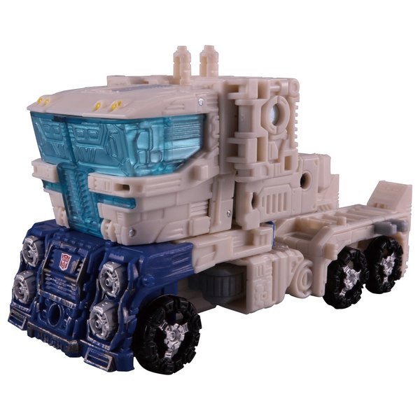 TakaraTomy Official Siege Images Of February Releases Optimus Prime Ultra Magnus Firedrive Lionizer More032 (32 of 42)